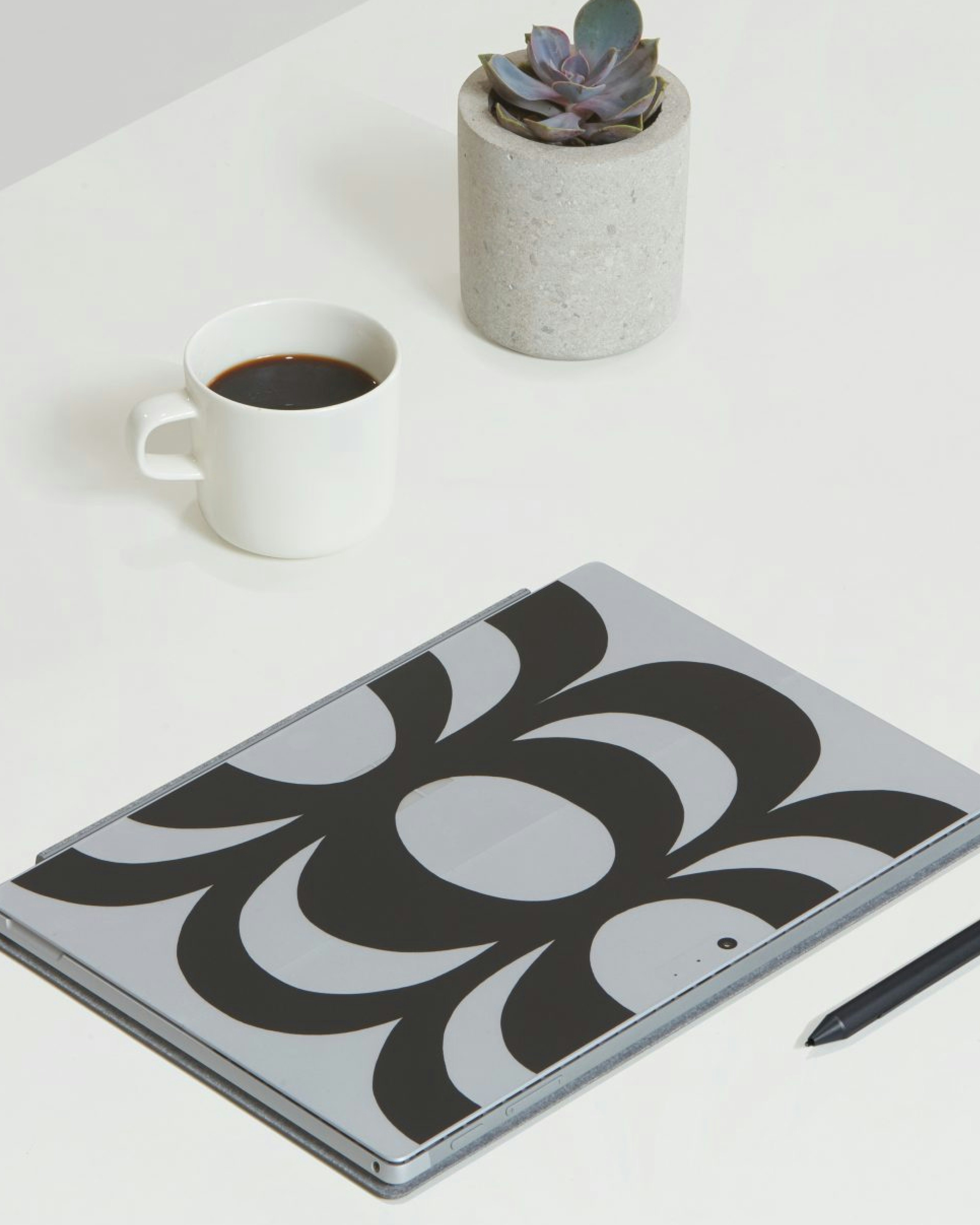 marimekko-microsoft-Black&White